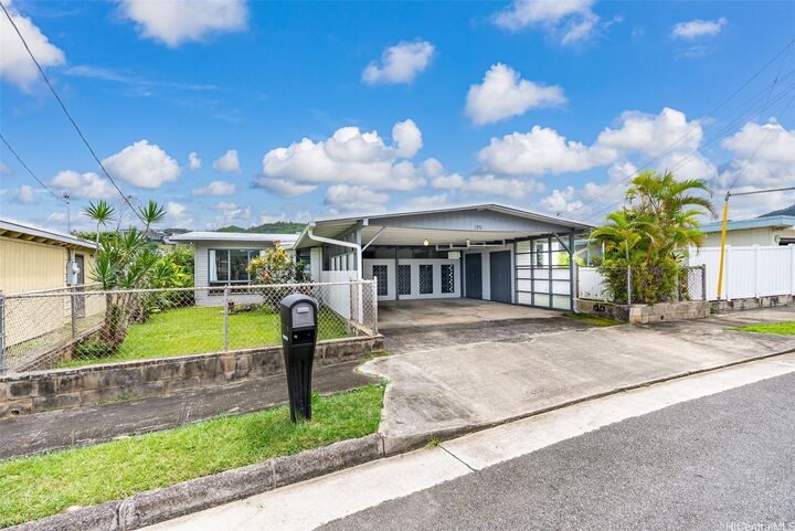 Property Photo:  1351 Nanawale Place  HI 96734 