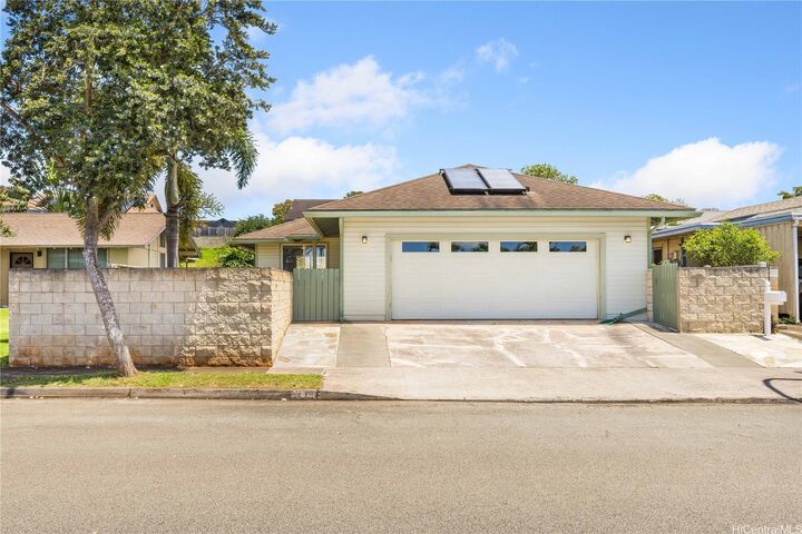Property Photo:  94-370 Noholoa Loop  HI 96789 