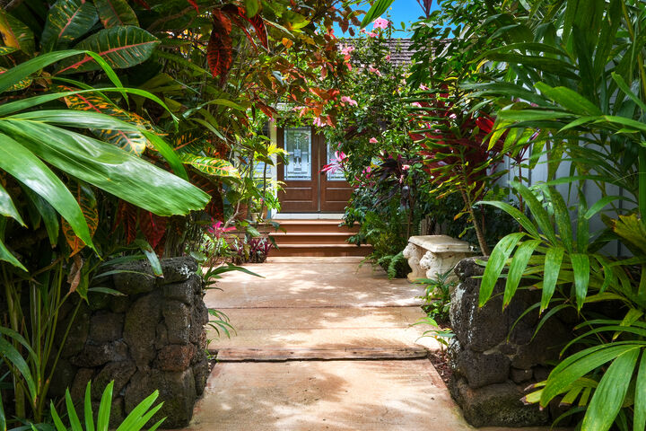 Property Photo:  4188-A Pilikai Rd  HI 96703 