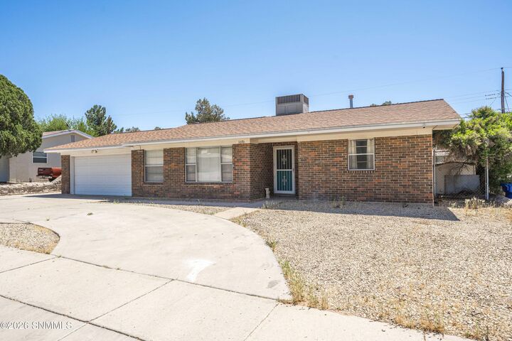 Property Photo:  1070 Jasmine Drive  NM 88005 