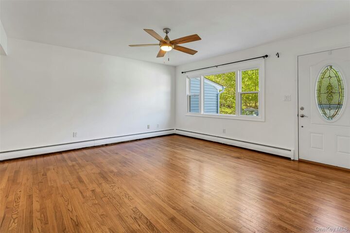 Property Photo:  2 Onondaga Drive  NY 12590 