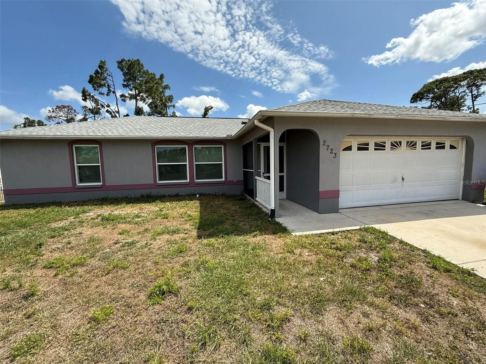 Property Photo:  2723 Yacolt Avenue  FL 34286 