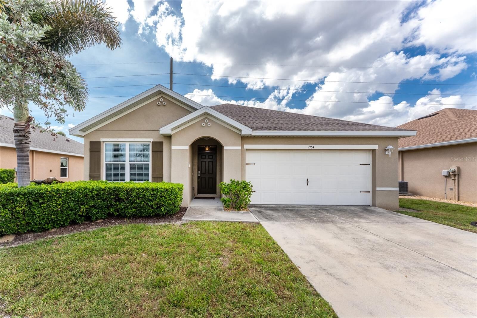 Property Photo: 7164 Mikasa Drive FL 33950