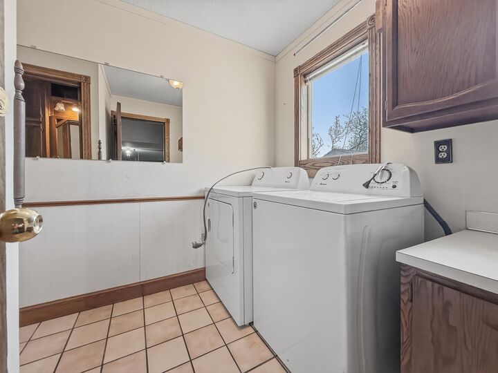 Property Photo:  12 Glacial Ct  ND 58703 