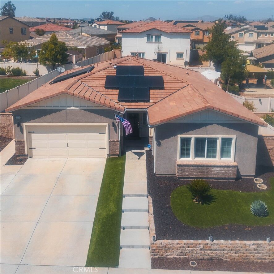 Property Photo:  28790 Ivy Springs  CA 92563 