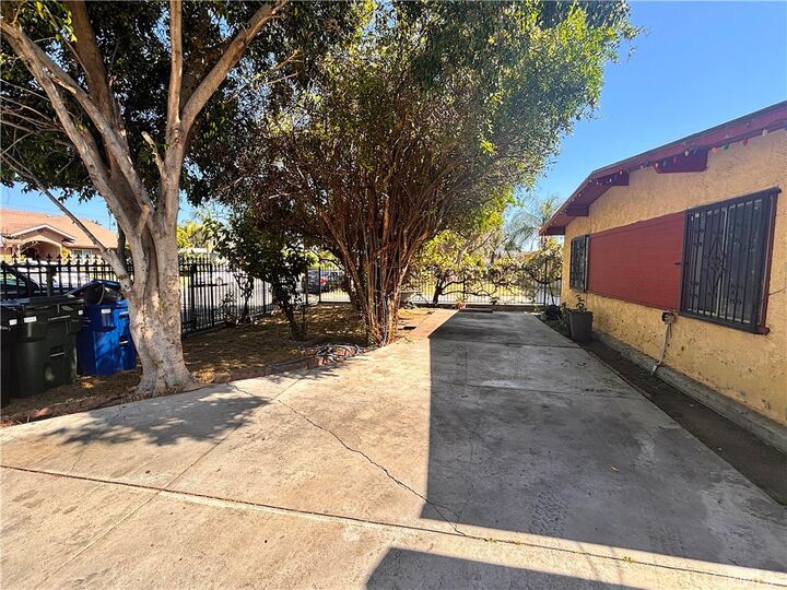 Property Photo: 5703 N Rockvale CA 91702