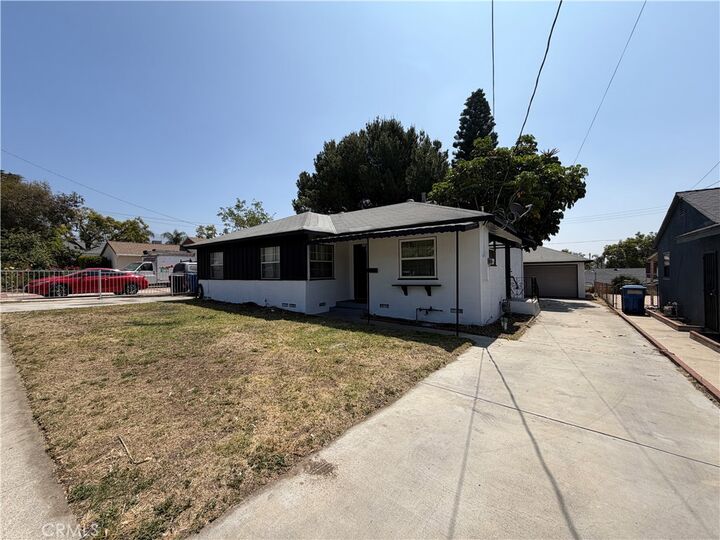 Property Photo:  13944 Sayre Street  CA 91342 
