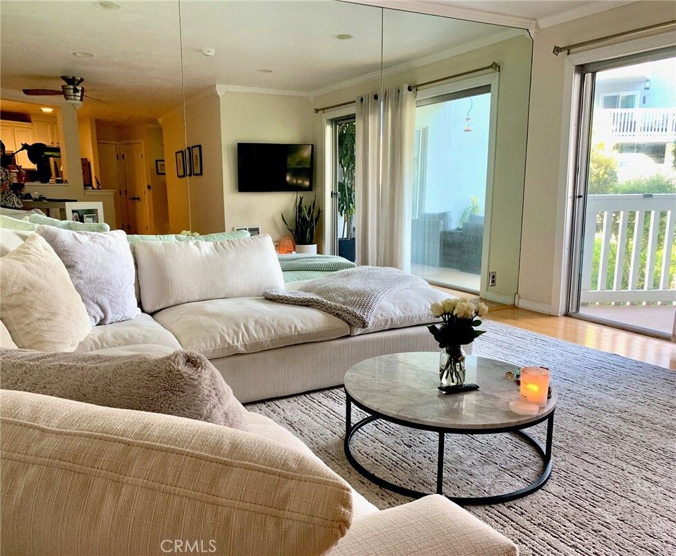 Property Photo:  620 The Village 107  CA 90277 