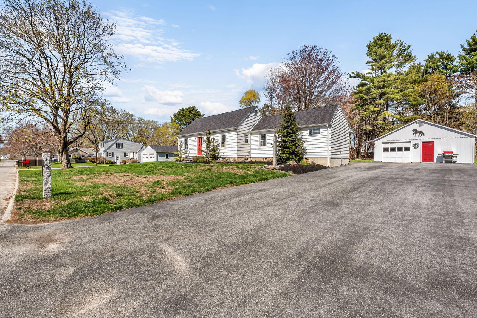 Property Photo:  21 Maple Avenue  ME 04074 