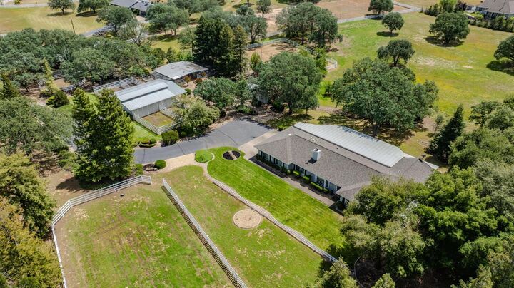 Property Photo:  12 Brandy Court  CA 95225 