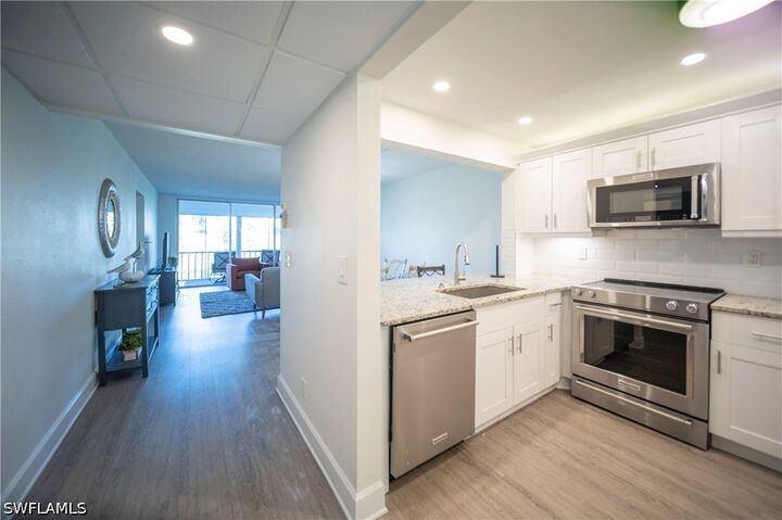 Property Photo: 1086 Forest Lakes Drive 303 FL 34105