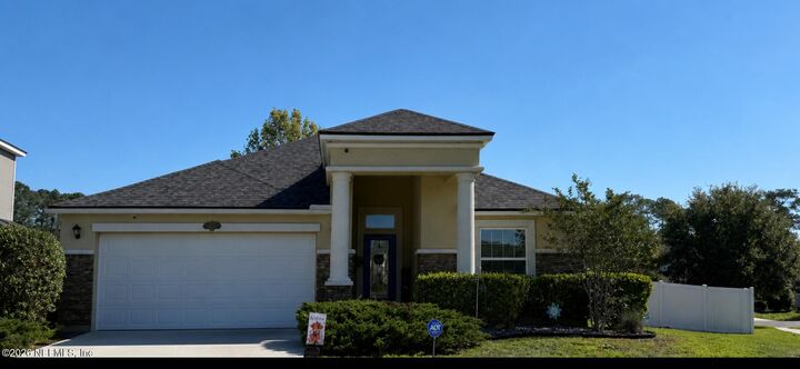 Property Photo:  3832 Great Falls Loop  FL 32068 