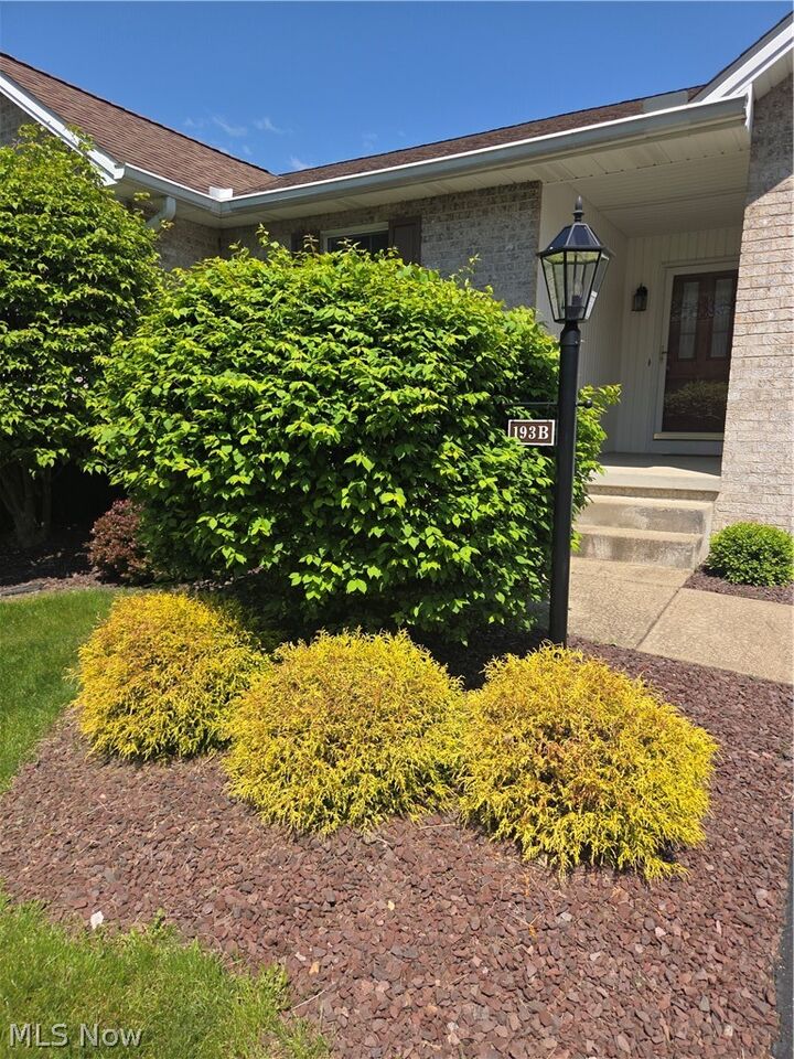 Property Photo: 193 Mathews Road OH 44512