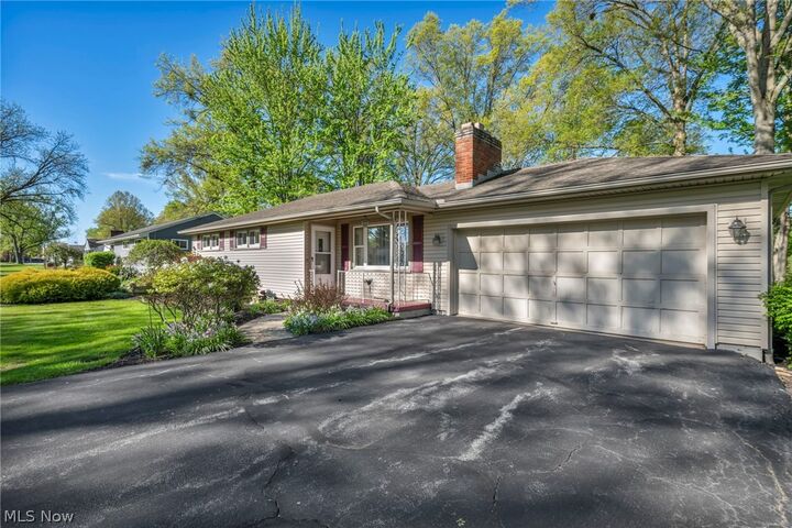 Property Photo:  5843 Louise Avenue NW  OH 44483 