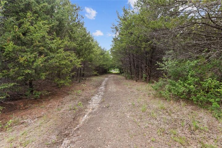Property Photo:  1229 County Rd 3105  TX 75418 
