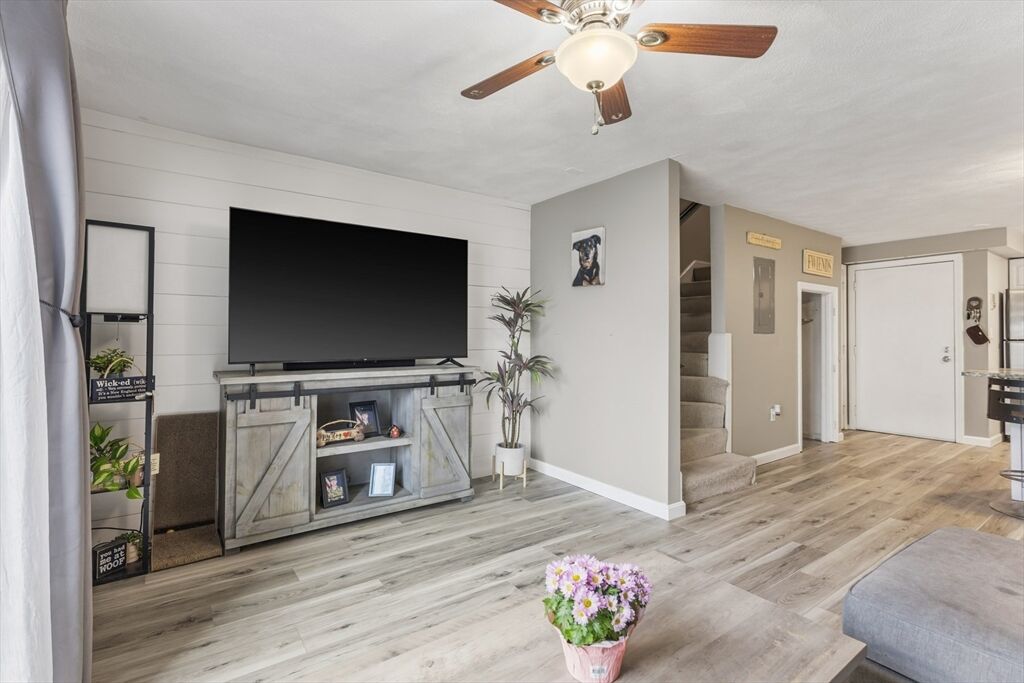 Property Photo:  12 Summit Ave. 6  MA 01915 