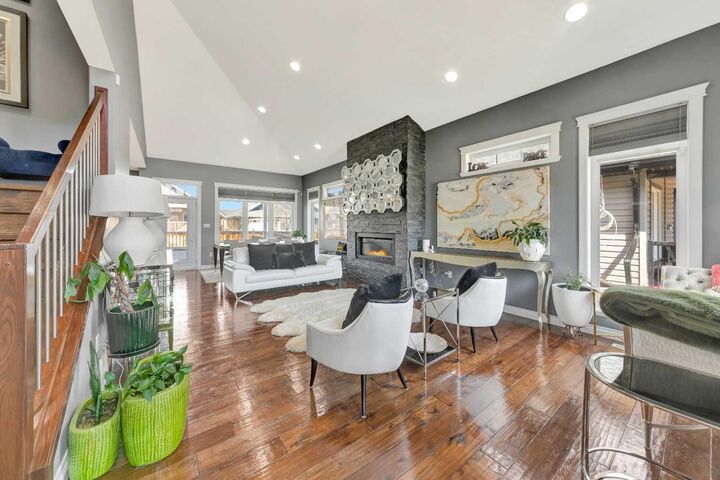Property Photo: 2010 56 Avenue AB T9V 3M4
