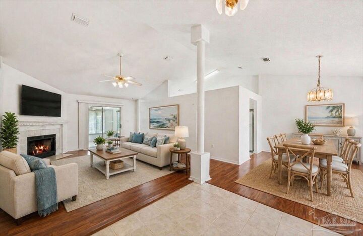 Property Photo:  6435 Flagler Dr  FL 32563 