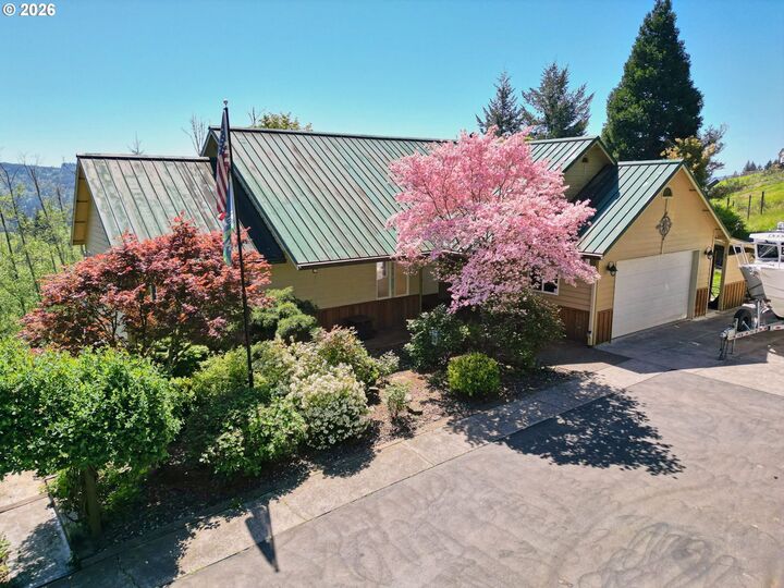 Property Photo:  440 Fredrickson Rd  WA 98674 