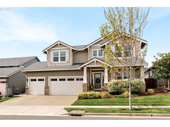Property Photo:  1815 S 47th Pl  WA 98642 