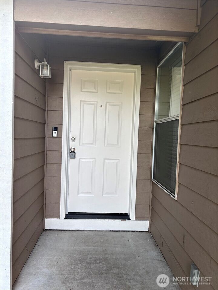 Property Photo:  19207  113th Street E  WA 98391 