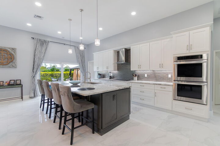 Property Photo:  13621 Barberry Drive  FL 33414 