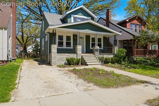 Property Photo: 507 E Maplehurst Street MI 48220