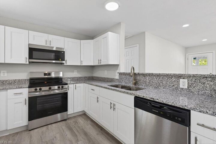Property Photo: 9607 Whit Ave VA 23503