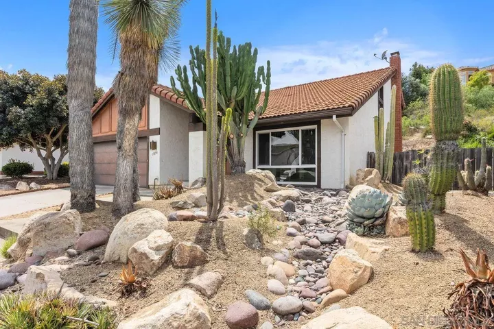 Property Photo:  17054 Matinal  CA 92127 