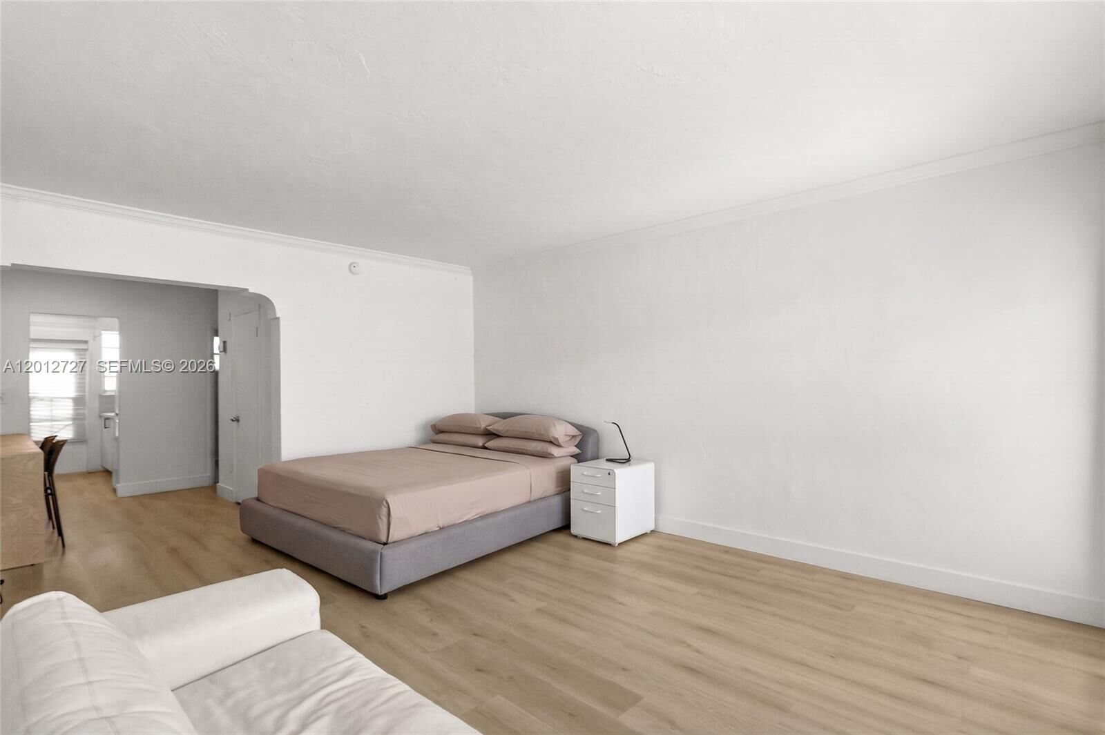 Property Photo:  717 Espanola Way 111  FL 33139 