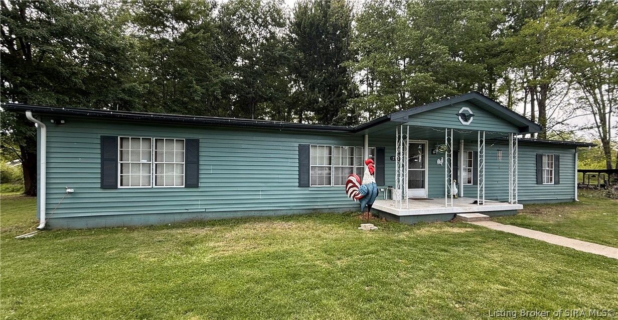 Property Photo:  2718 N Bethlehem Road  IN 47102 