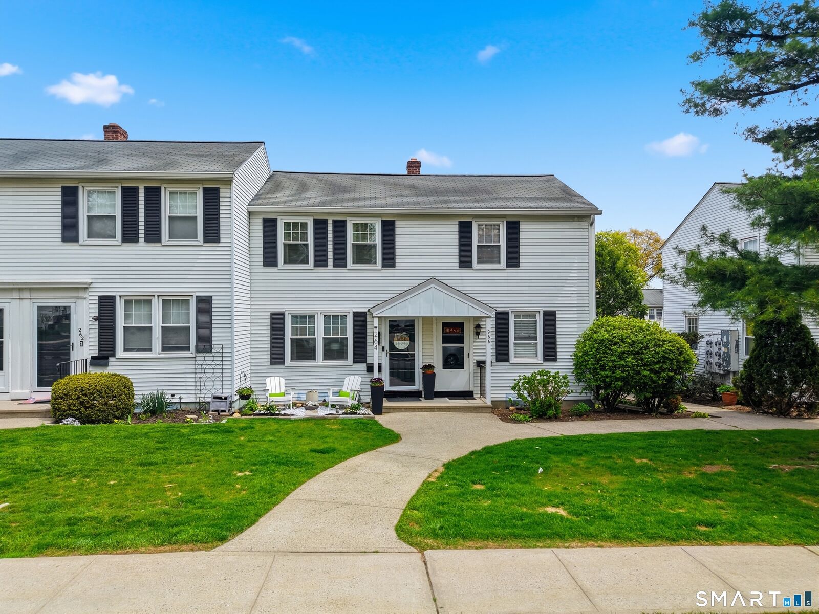 Property Photo:  264 Sylvan Knoll Road  CT 06902 