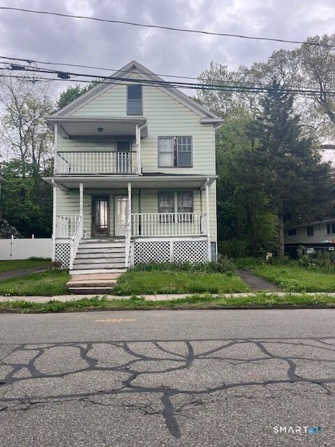 Property Photo:  85 Hicks Street  CT 06450 