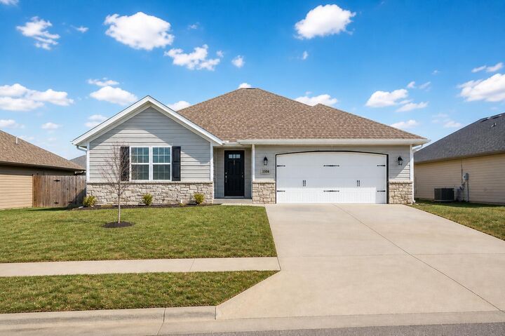 Property Photo:  5601 W Pecan Street  MO 65802 