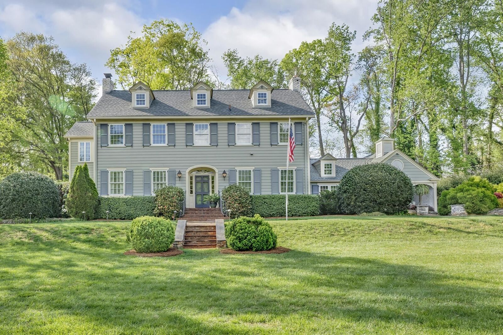 Property Photo:  110 Rosewood Lane  SC 29302 
