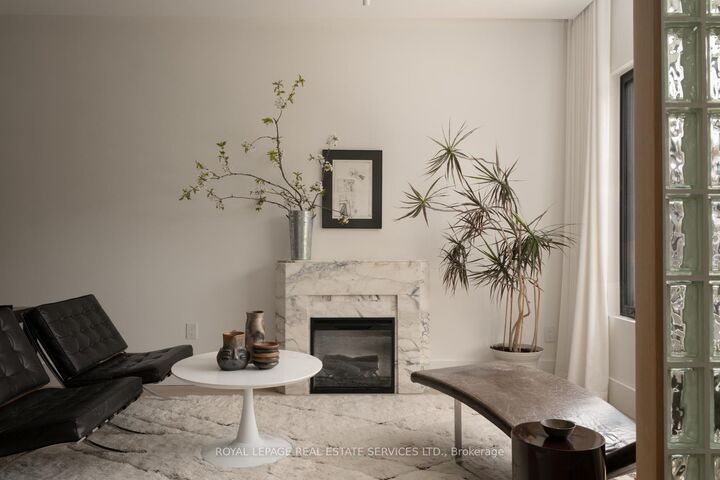 Property Photo: 393A Arlington Avenue ON M6C 3A1