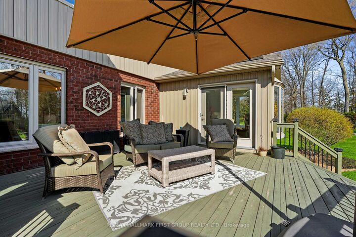 Property Photo: 3 Hamilton Court ON K9A 1V2