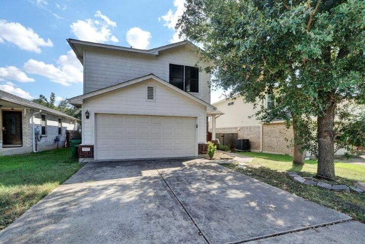 Property Photo:  1017 Doras Drive  TX 78660 