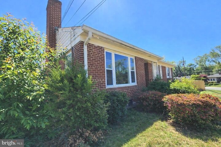 Property Photo:  9709 Admiralty Drive  MD 20910 