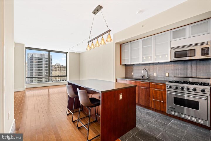 Property Photo:  1414 S Penn Square 14E  PA 19102 