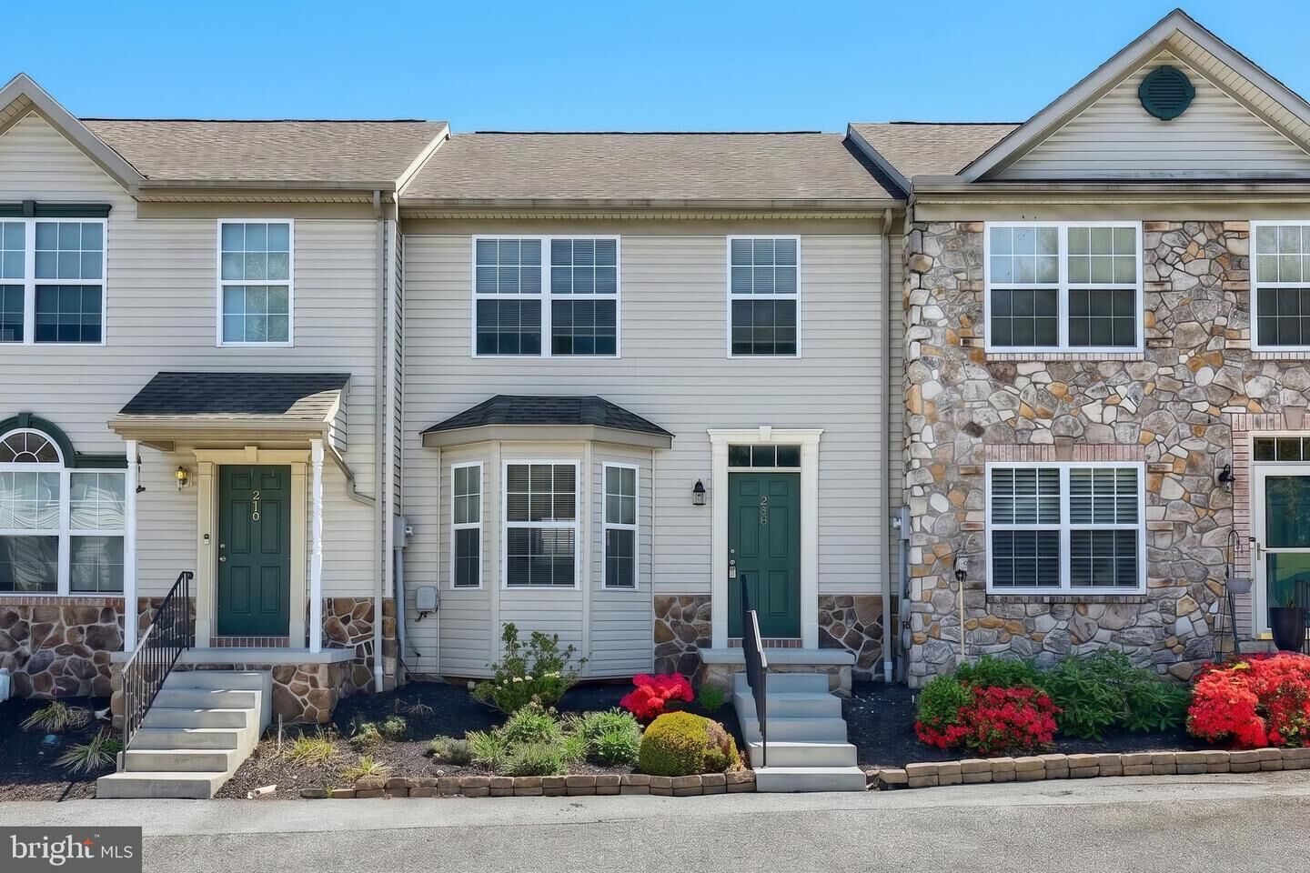 Property Photo:  208 Royal Drive  PA 17345 