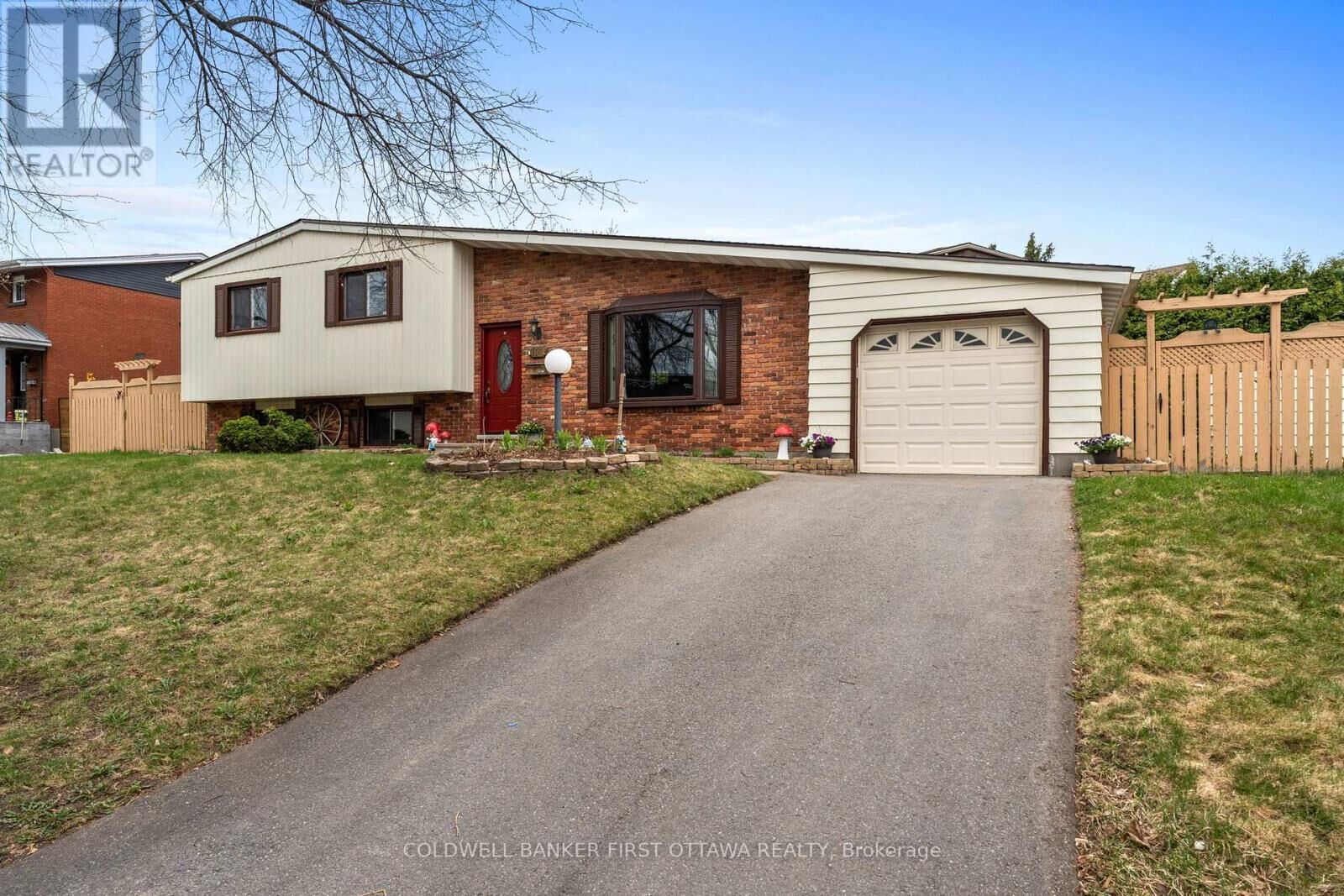 Property Photo:  2681 Moncton Road  ON K2B 7V9 