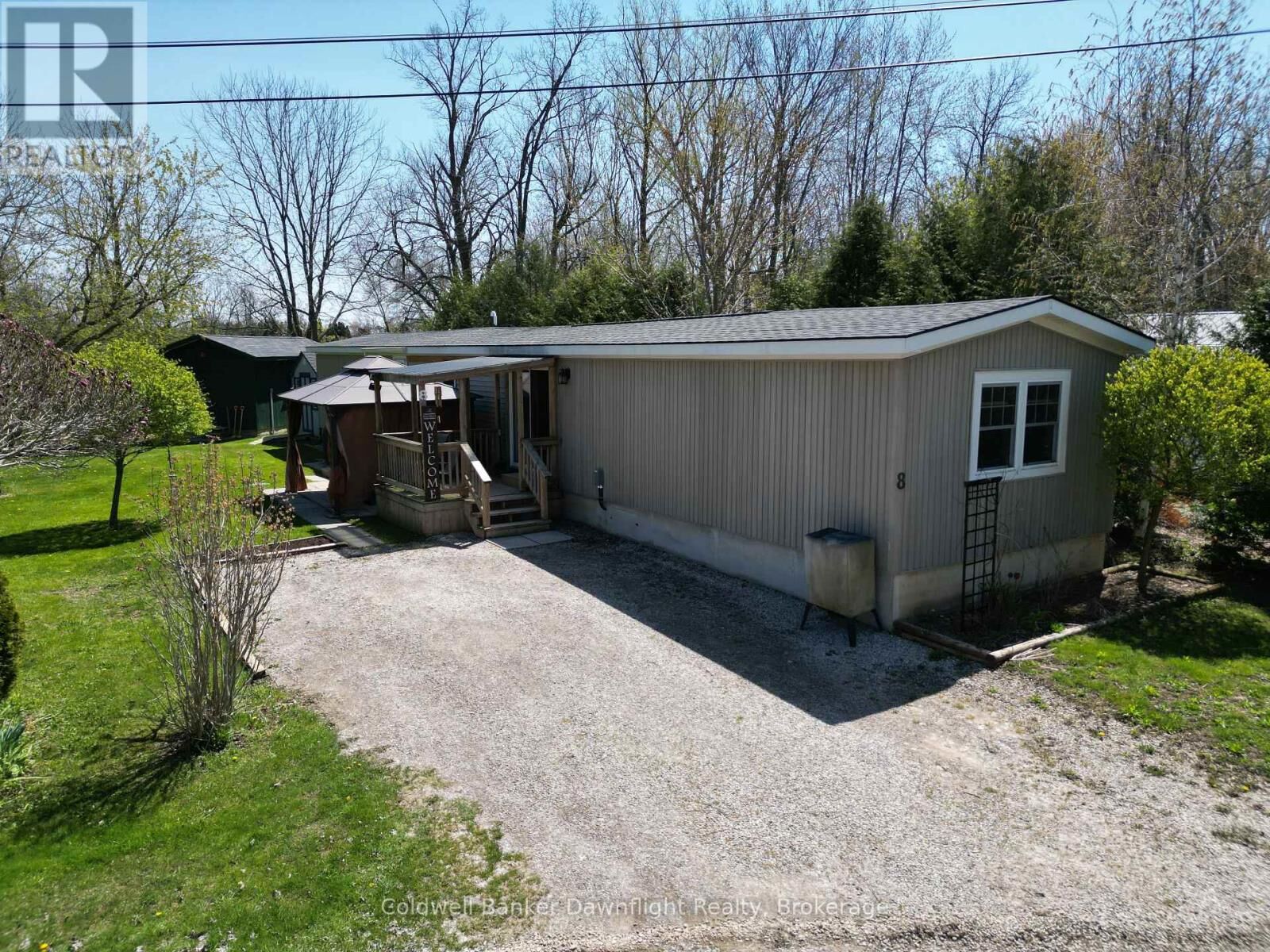Property Photo:  #8 Second Avenue  ON N0K 1W0 