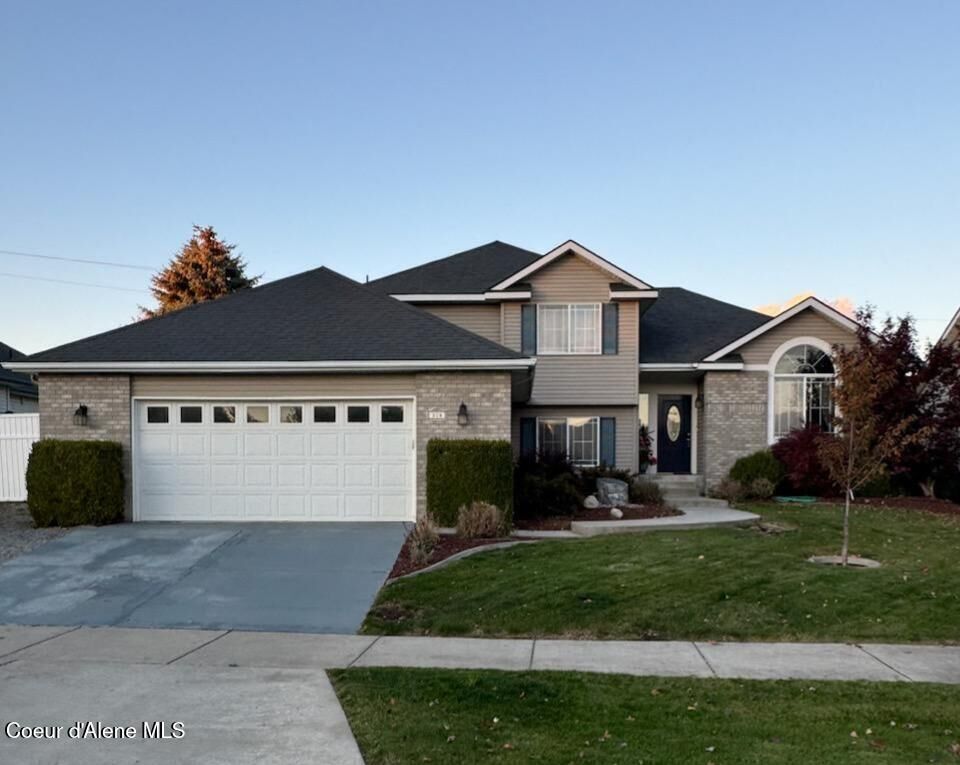 Property Photo:  315 E Titanium Ct  ID 83854 