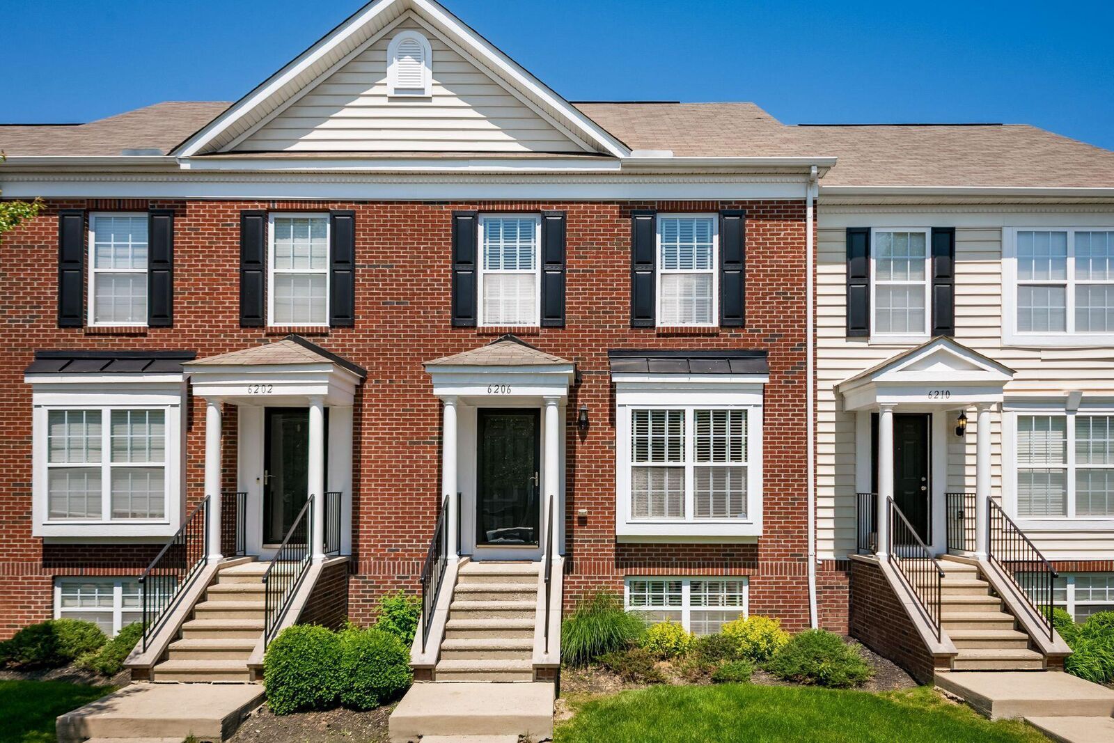 Property Photo:  6206 Needletail Road  OH 43230 