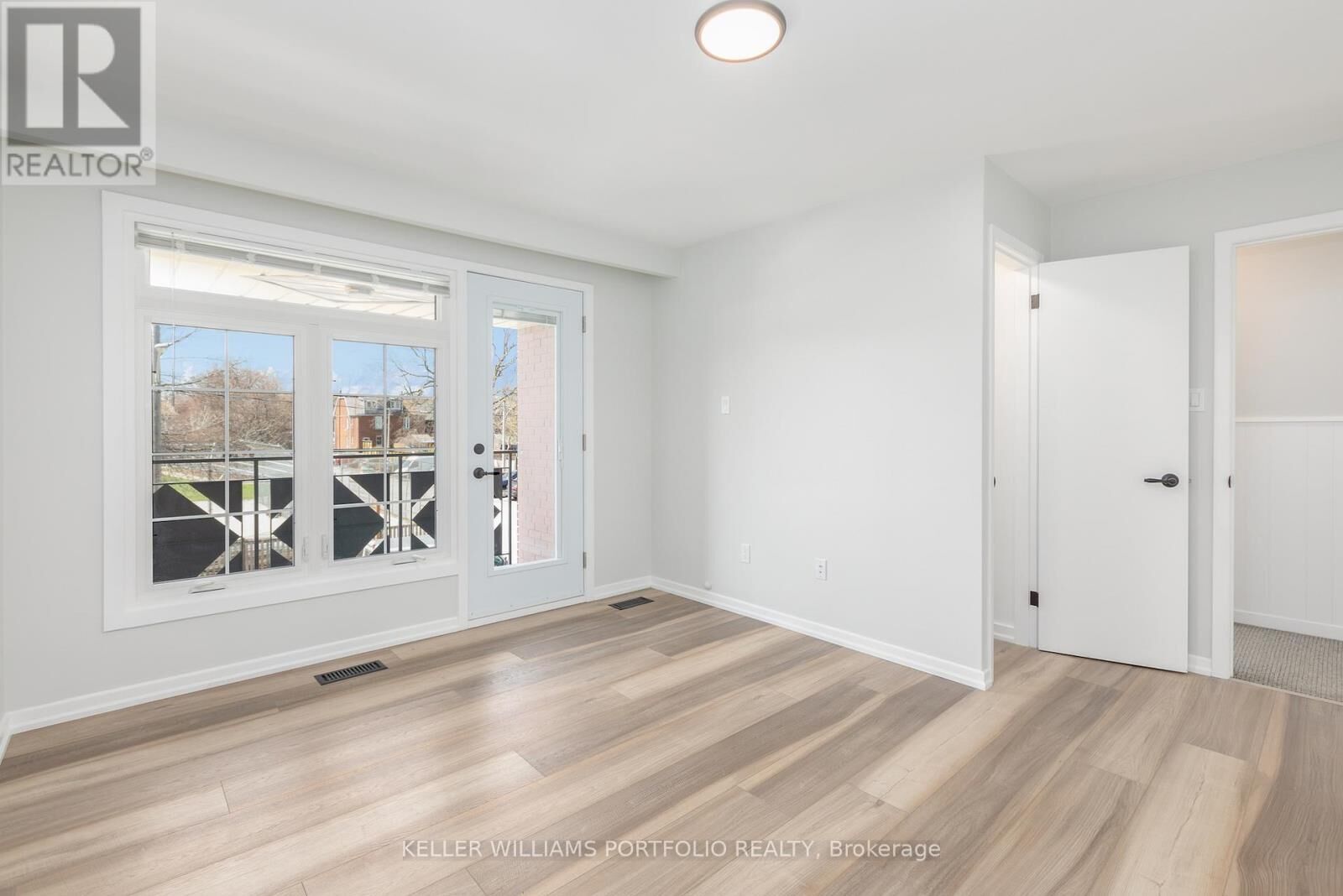 Property Photo:  99 West Lodge Avenue 3  ON M6K 2T6 