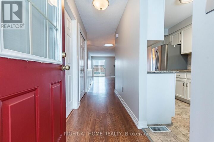 Property Photo:  165 Main Street East 7  ON L3M 1P2 