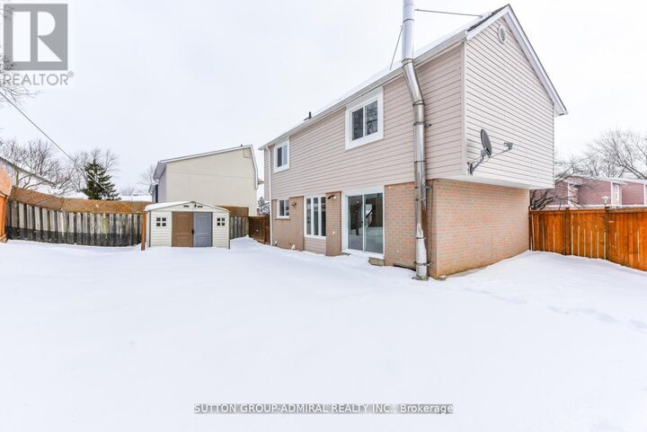 Property Photo:  4 Hardcastle Court  ON L6S 2A9 