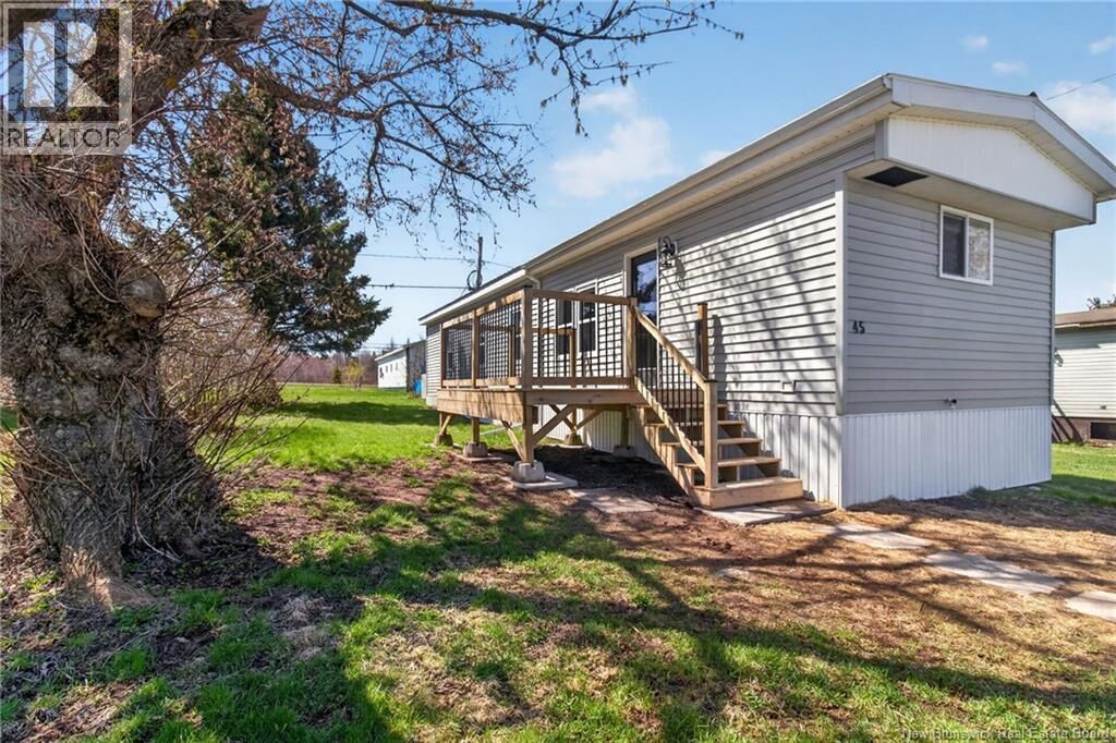 Property Photo:  45 Rose Avenue  NB E1B 5B3 