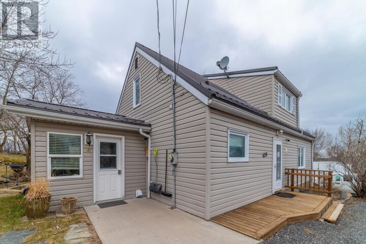 Property Photo:  420 Twelfth Street  ON P0X 1C0 